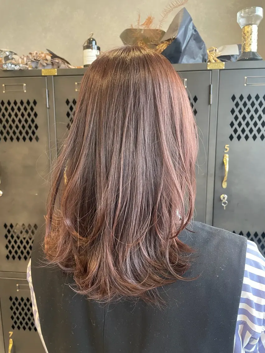 セミロング レイヤーカット カット ヘアカラー トリートメント 柄澤 菜南子のヘアスタイル