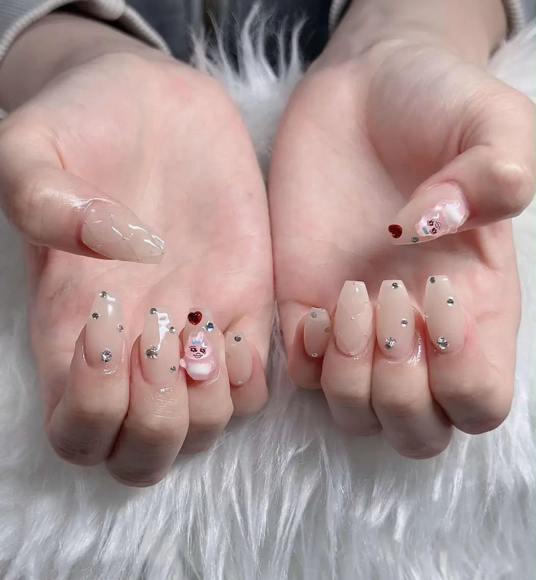 ネイル オーロラネイル フレンチネイル ジェルネイル ハロウィン キラキラネイル H.baby Nail Salonのネイルデザイン