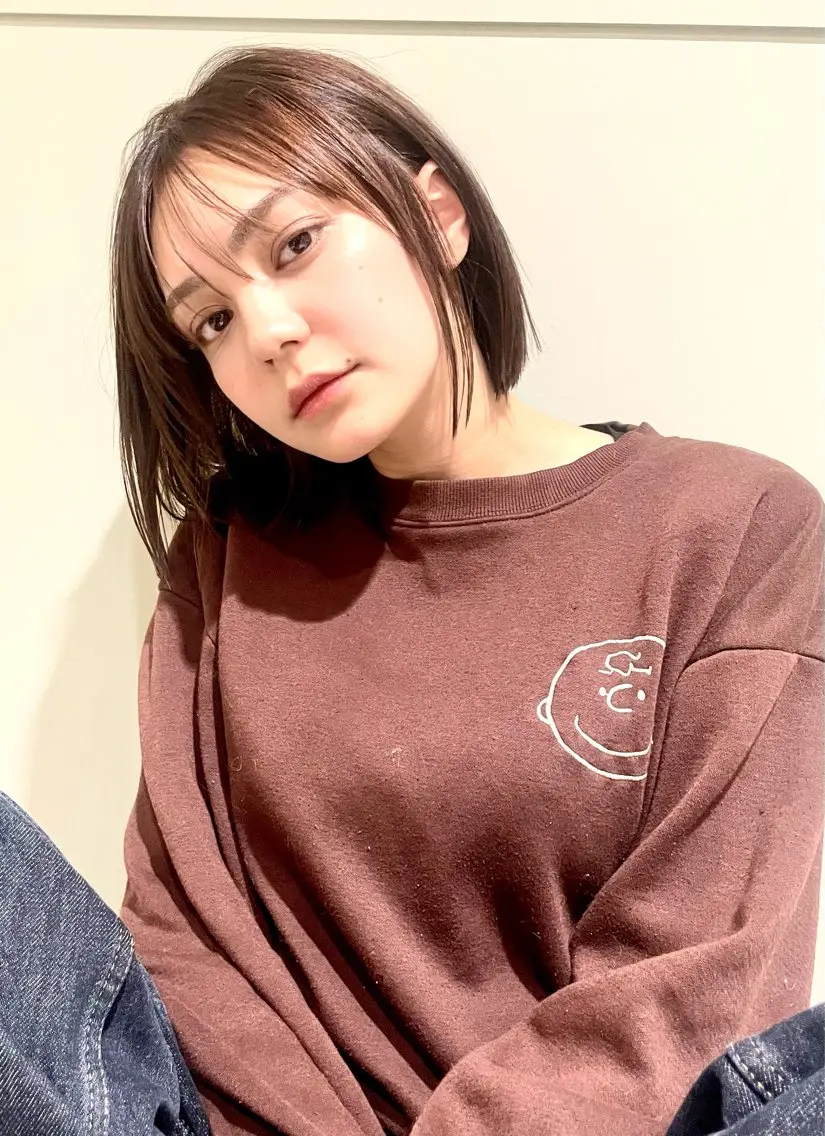 ショート カット 《インナーカラー》 YAMADAのヘアスタイル