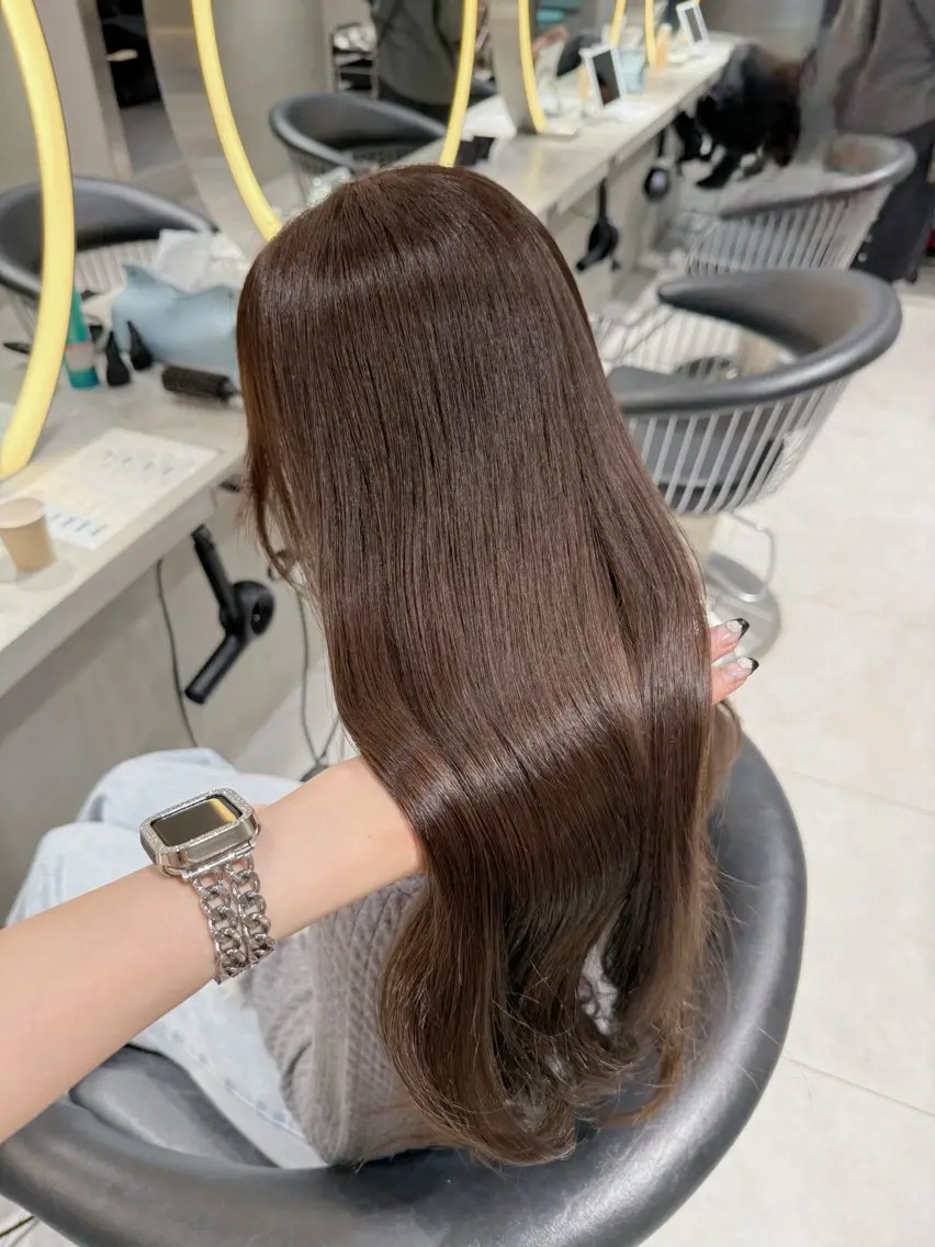 カラー ベージュカラー ヘアカラー トリートメント ユナ hearts.店長のヘアスタイル
