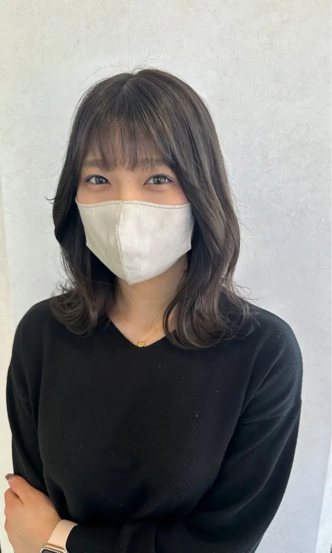 ミディアム 上村 菜月のヘアスタイル