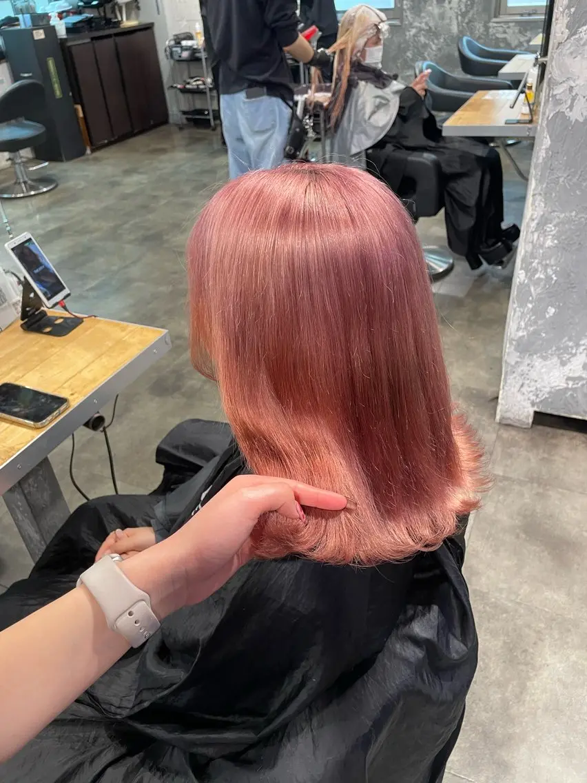 ミディアム カラー ヘアカラー ハイトーン 横浜💞ミオのヘアスタイル