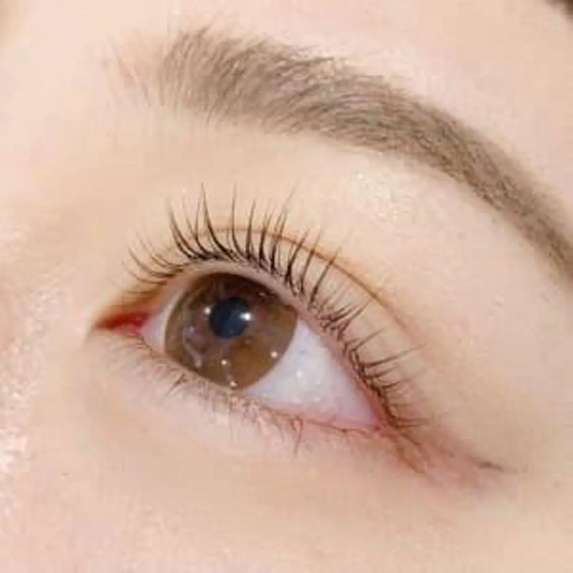 まつ毛パーマ　ロッド式（艶トリートメント仕上げ）の写真