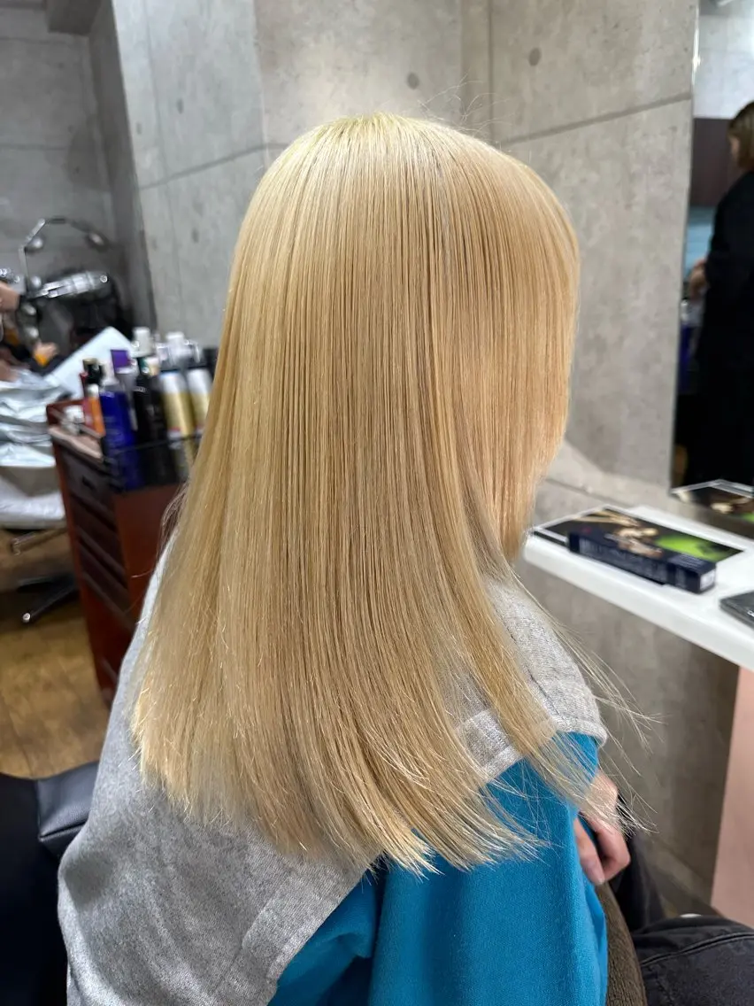 【平日14時以降限定】ダブルカラー(ブリーチあり)＋保湿トリートメント🌟の写真
