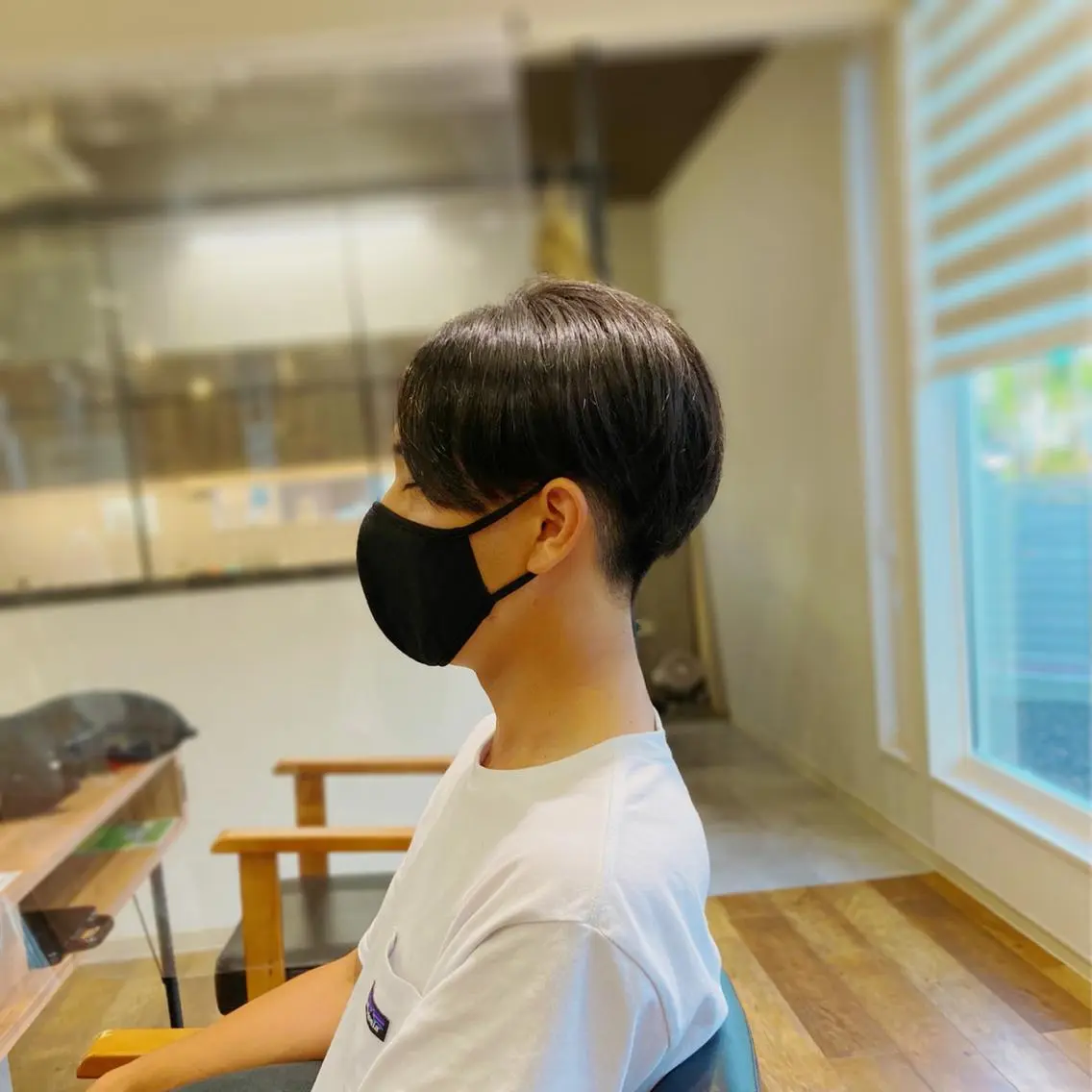 ショート メンズ 佐藤 剛のヘアスタイル