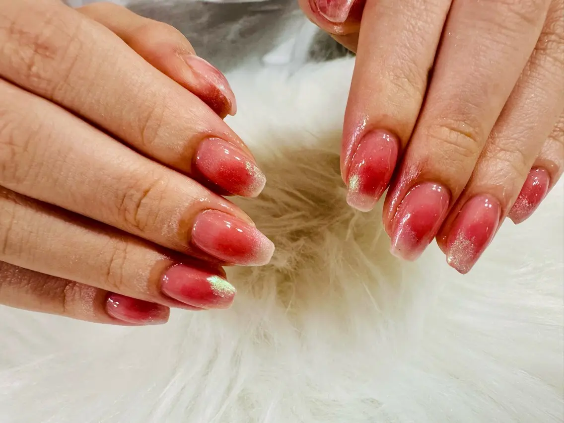 ネイル オーロラネイル チークネイル マグネットネイル 持ち込み ハンドネイル 🌿Nnail🌿 プライベートサロンのネイルデザイン