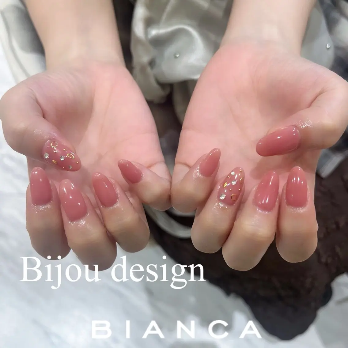 ネイル Bianca川口 Nagoyaのマツエク・マツパデザイン