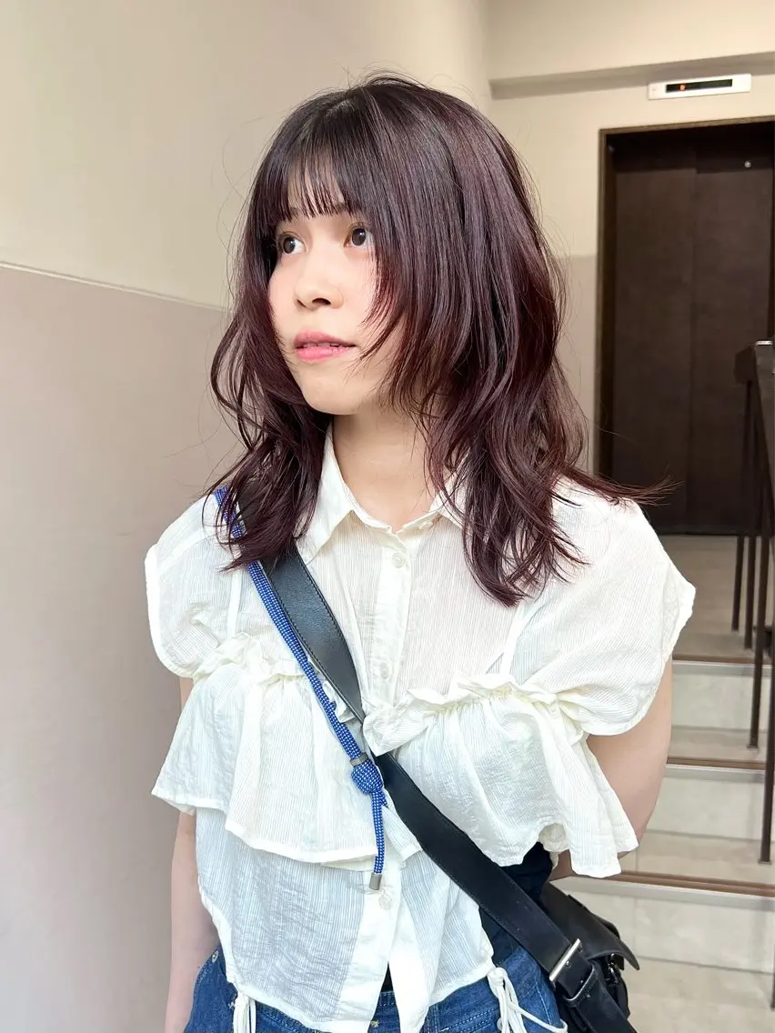 ミディアム カラー ミディアムレイヤー レッドカラー レイヤーカット カット ヘアカラー トリートメント 樫原裕二/レイヤー カット/透明感カラーのヘアスタイル