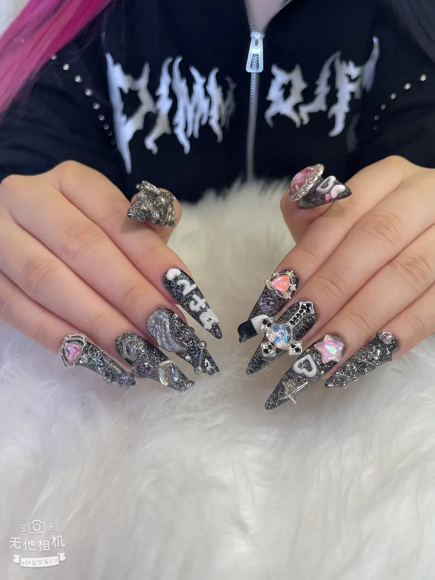 ネイル 成人式 ジェルネイル ネイルチップ ハンドネイル MoMoA Nail ネイル長さ出し専門店のネイルデザイン