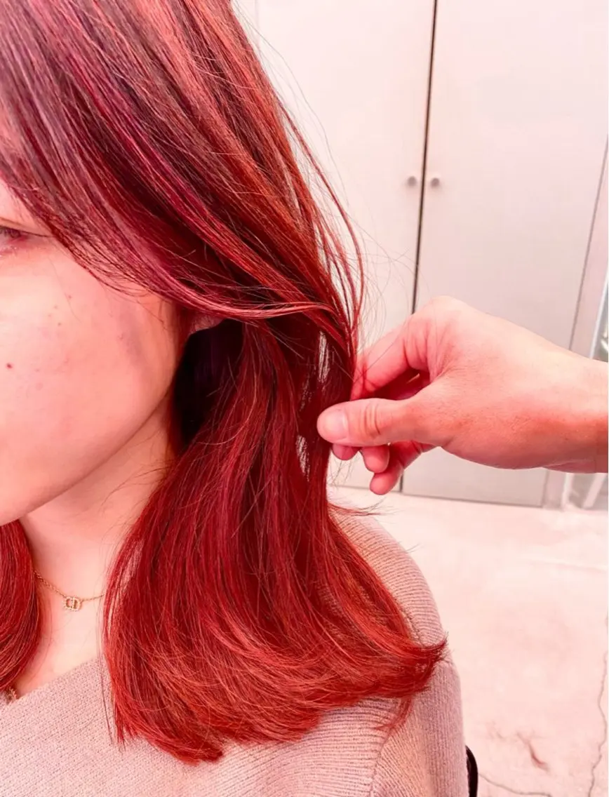 セミロング カラー ブリーチ ハイライトカラー ピンクカラー ハイライト カット ヘアカラー トリートメント 艶髪と透明感を ‼️/若林のヘアスタイル