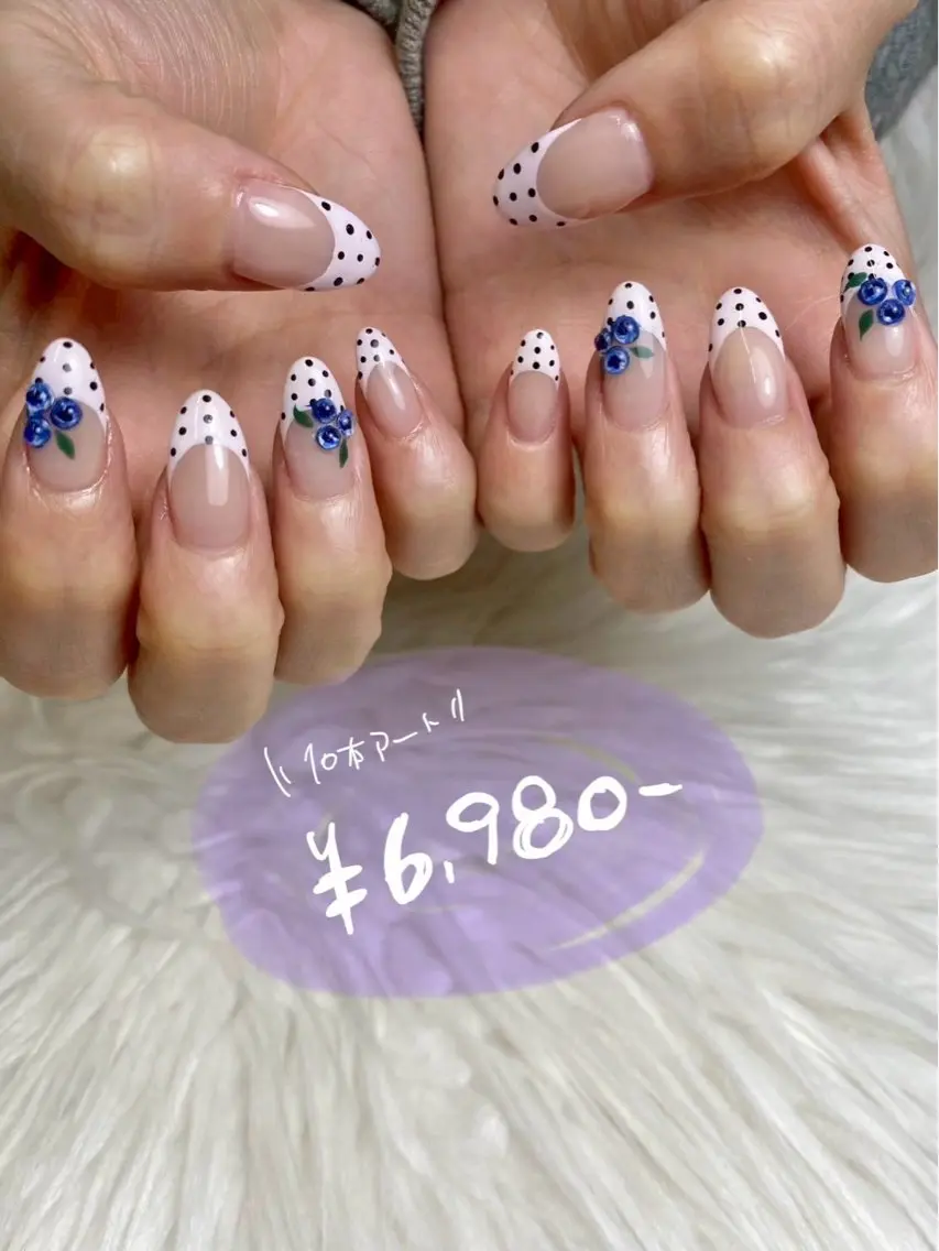 ネイル ハンドネイル フットネイル emma.nail kanakoのネイルデザイン