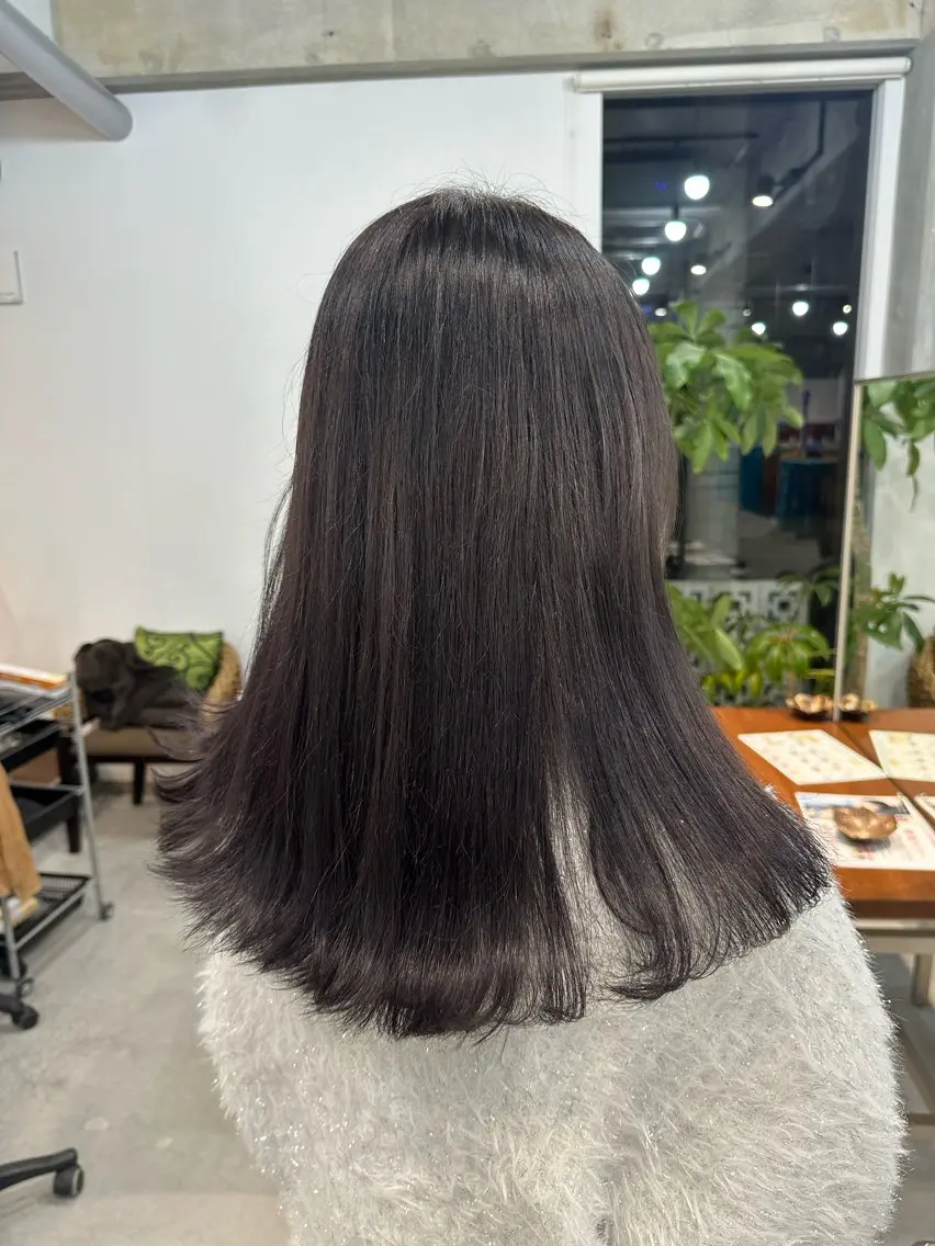 ロング カット ヘアカラー カイリ /レイヤーカットのヘアスタイル