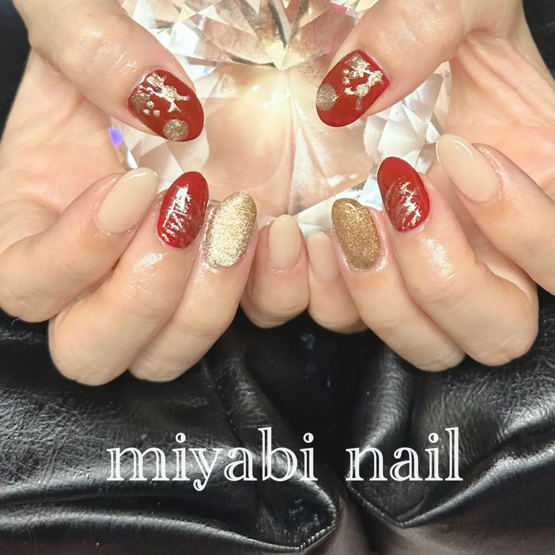 ネイル アートネイル ボルドー ゴールド マグネットネイル 持ち込み ハンドネイル miyabi nail 桂川駅近くのネイルデザイン