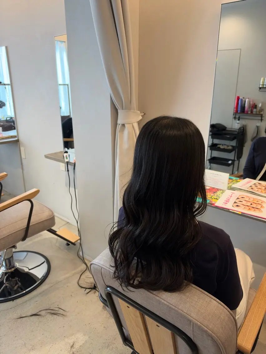 ロング 真鍋 月音のヘアスタイル