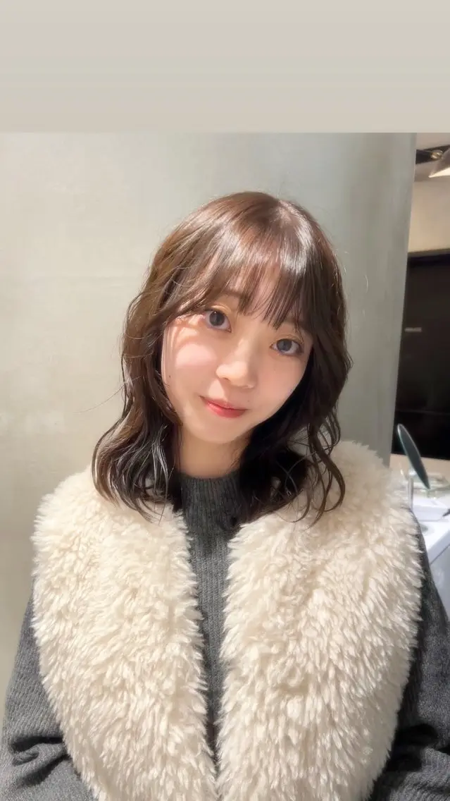 セミロング カラー カット ヘアカラー タナカ カナ🫧のヘアスタイル