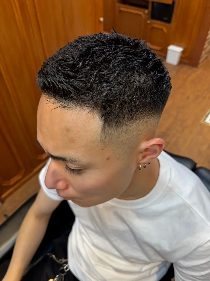 ショート メンズヘアカット無料 中村　心のヘアスタイル