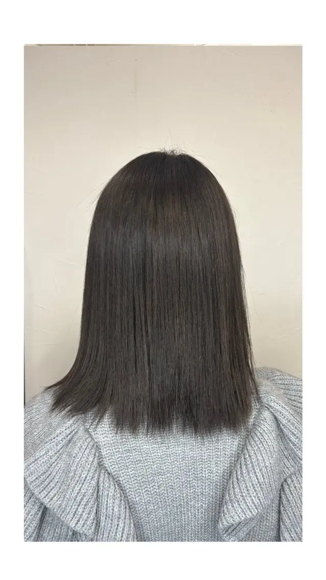 ミディアム カラー 松尾 和佳奈のヘアスタイル