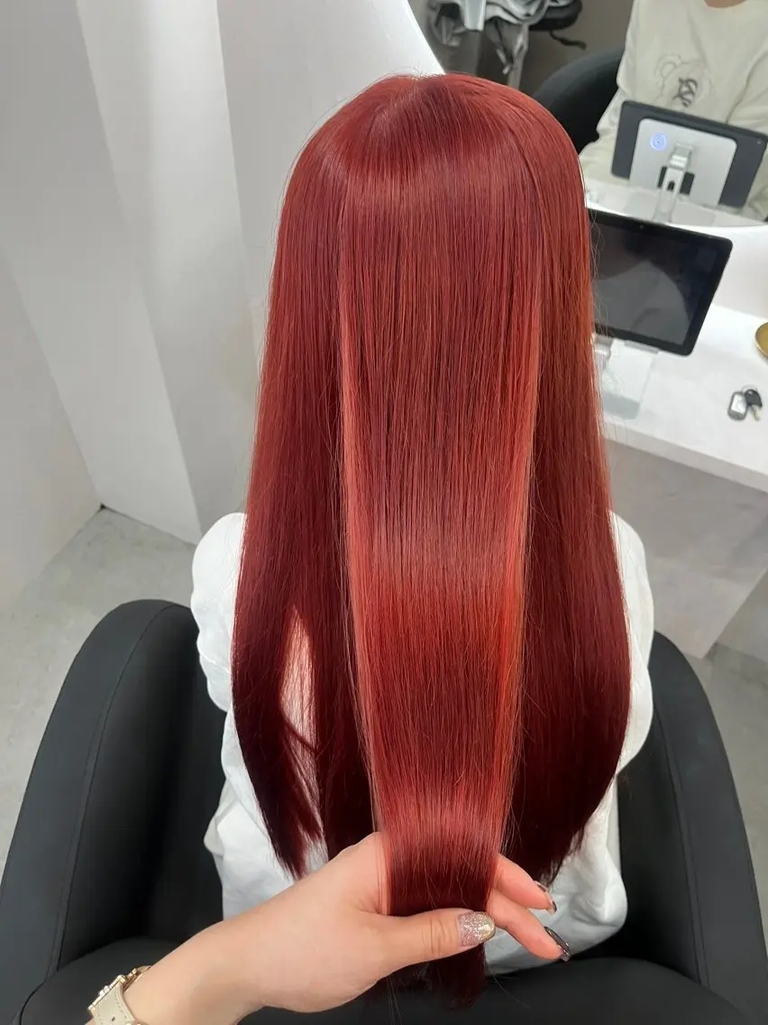 ロング カラー 山下 明子のヘアスタイル