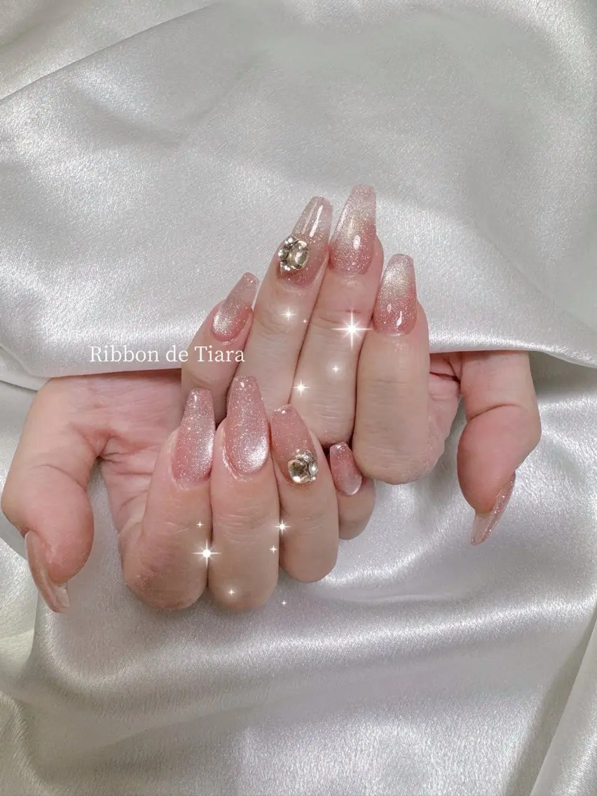 ネイル ハンドネイル オーナーネイリスト MAKIのネイルデザイン