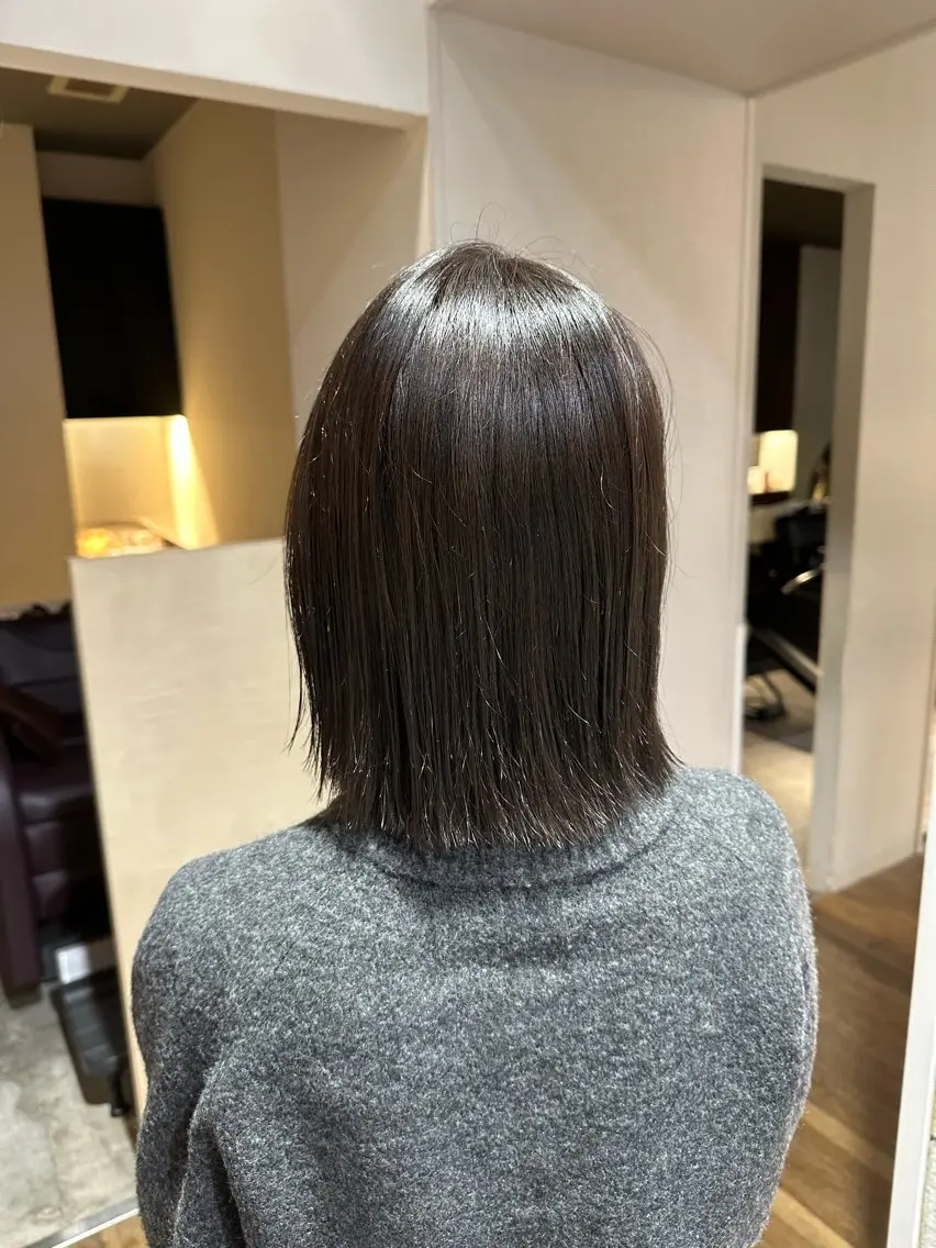 ミディアム カラー カット 塩澤 榛奈のヘアスタイル