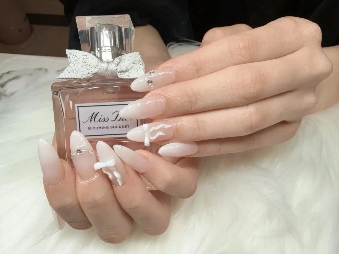 ネイル ハンドネイル Anna Nailのネイルデザイン