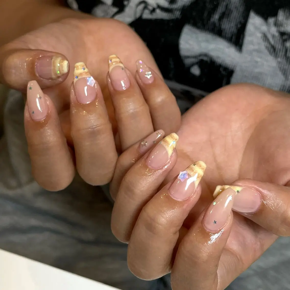 ネイル ボーダー フレンチネイル ハンドネイル yurika 🌷.*･ﾟのネイルデザイン