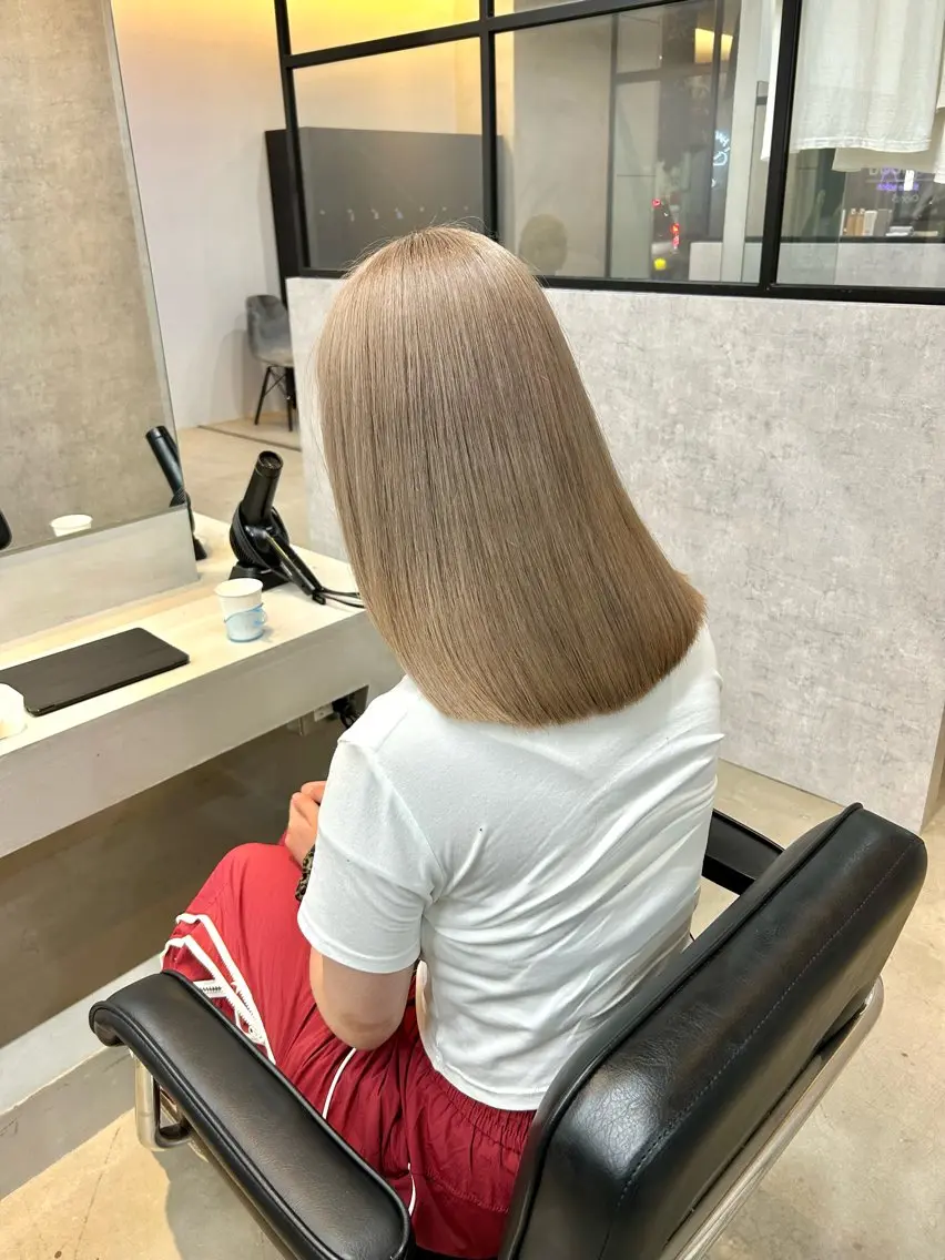 ミディアム カラー 一ノ瀬 暁のヘアスタイル