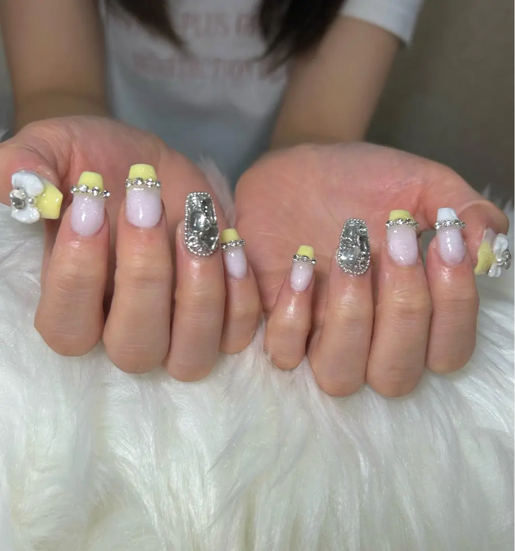 ネイル ハンドネイル onnail mikoのネイルデザイン