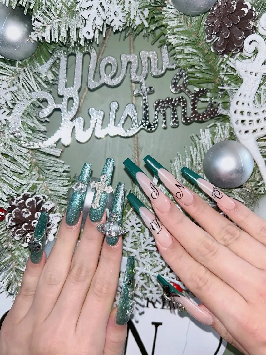 ネイル アートネイル オーロラネイル チークネイル 長さ出し フットネイル ハンドネイル Chan nailsのネイルデザイン