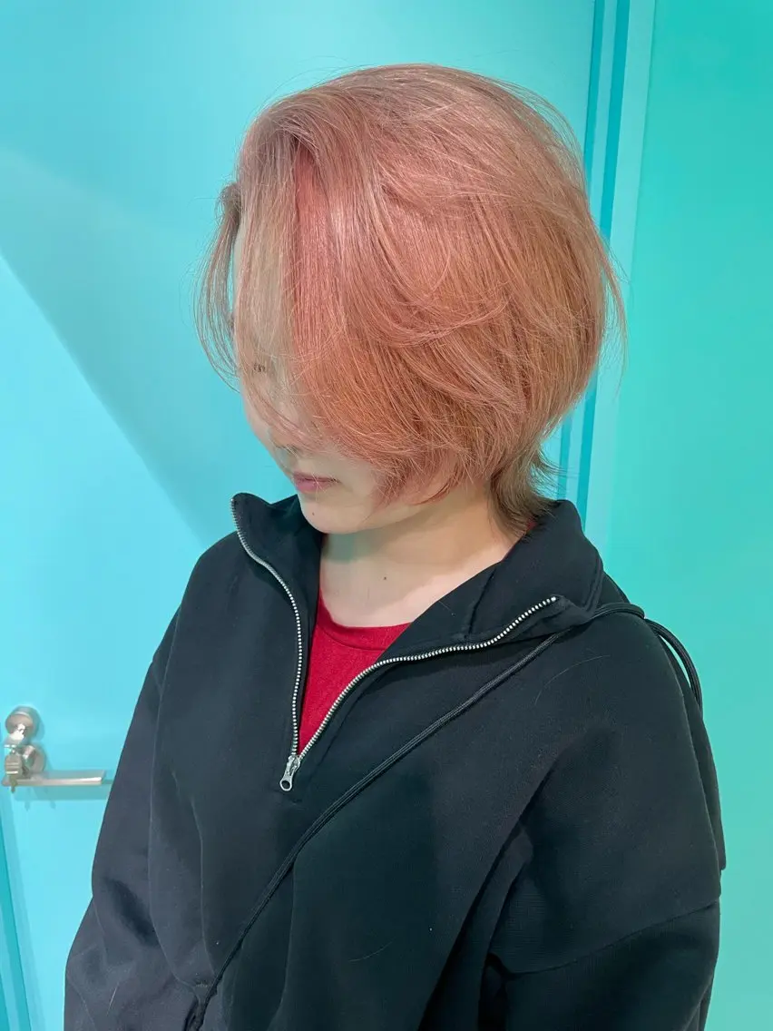 ショート カラー ベージュカラー ブリーチ ダブルカラー ピンクカラー カット ヘアカラー 🫧ショート/ボブ 池袋西口・泡渕✂️のヘアスタイル