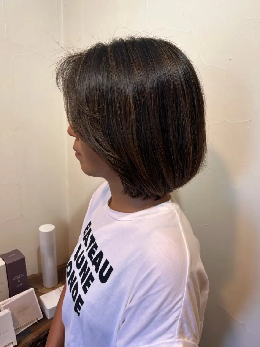 ミディアム 廣瀬 莉奈のヘアスタイル