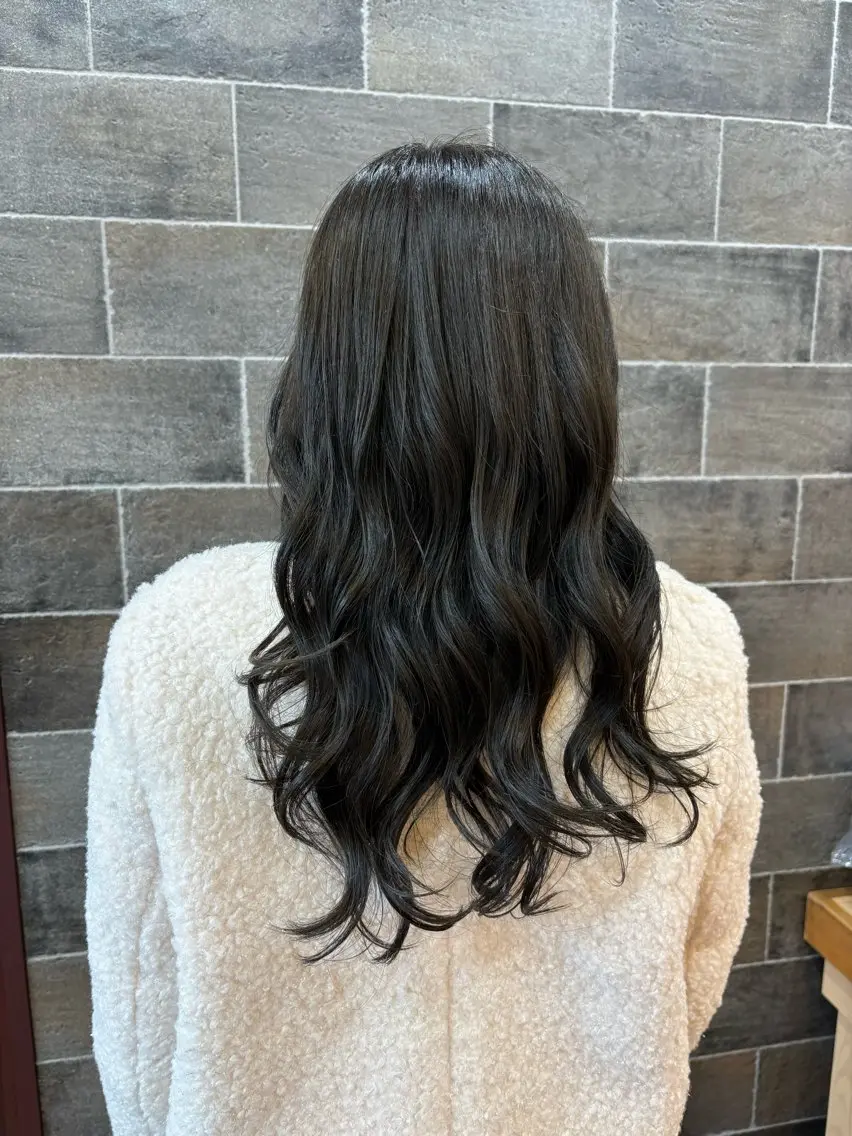 ロング アッシュ ボブ レイヤーカット 栗原 鈴華🌻のヘアスタイル