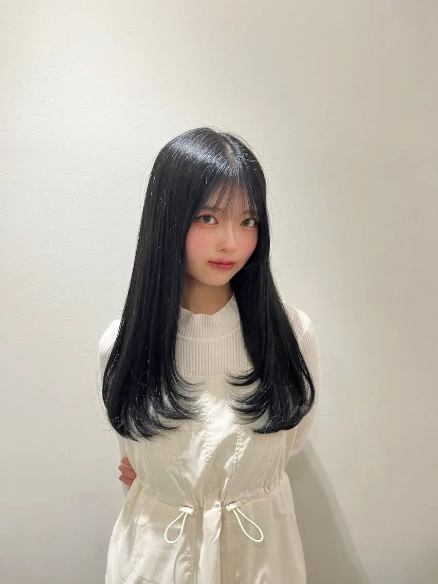 【平日限定】BIKAKU髪質改善ストレート＋顔周りカットの写真