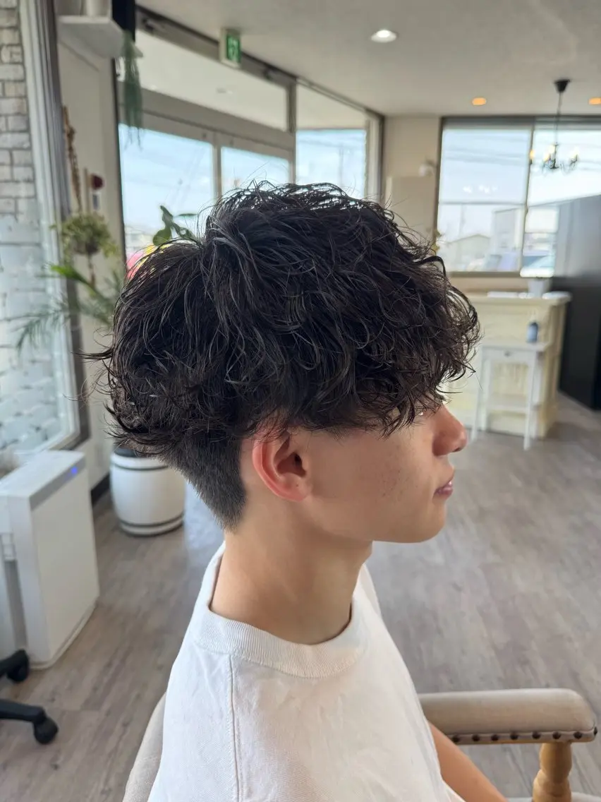 ショート メンズ 波巻きパーマ カット パーマ メンズカット／パーマ 山口泰広のヘアスタイル