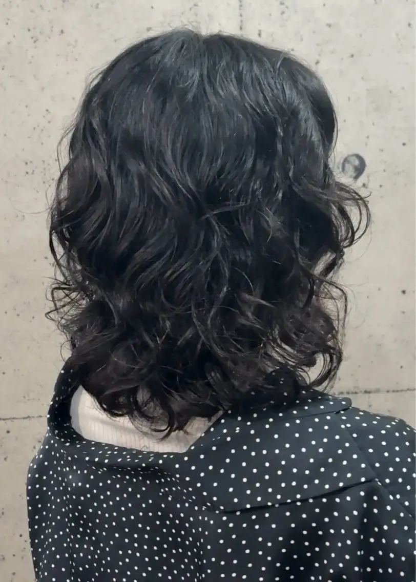 ミディアム パーマ 大澤 直也のヘアスタイル
