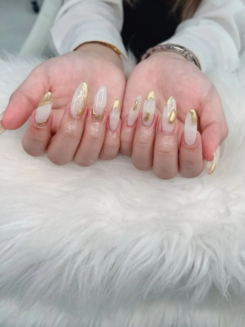 ネイル マグネットネイル ミラーネイル ニュアンスネイル ネイルチップ 冬ネイル Lee Nailsのネイルデザイン
