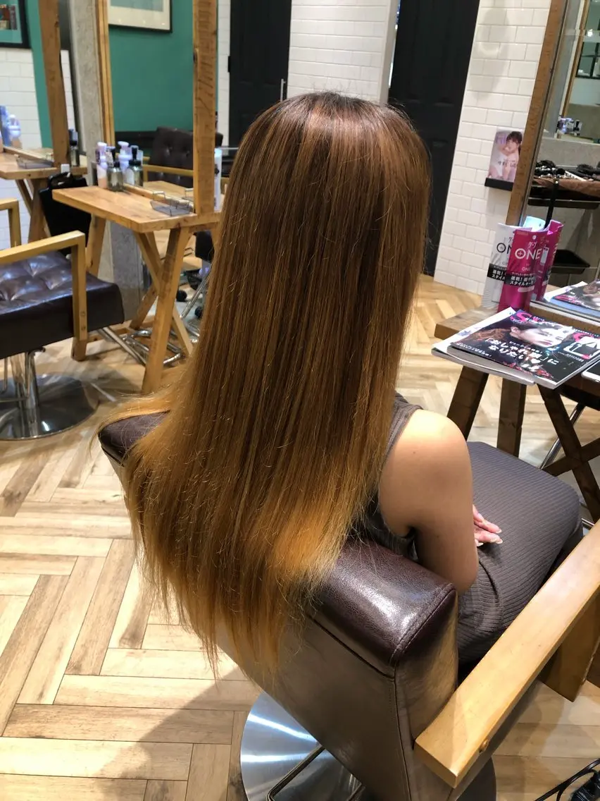 ロング カラー ヘアカラー パーマ 🌈髪質改善🌈 過去の1艶サラ体験✨のヘアスタイル