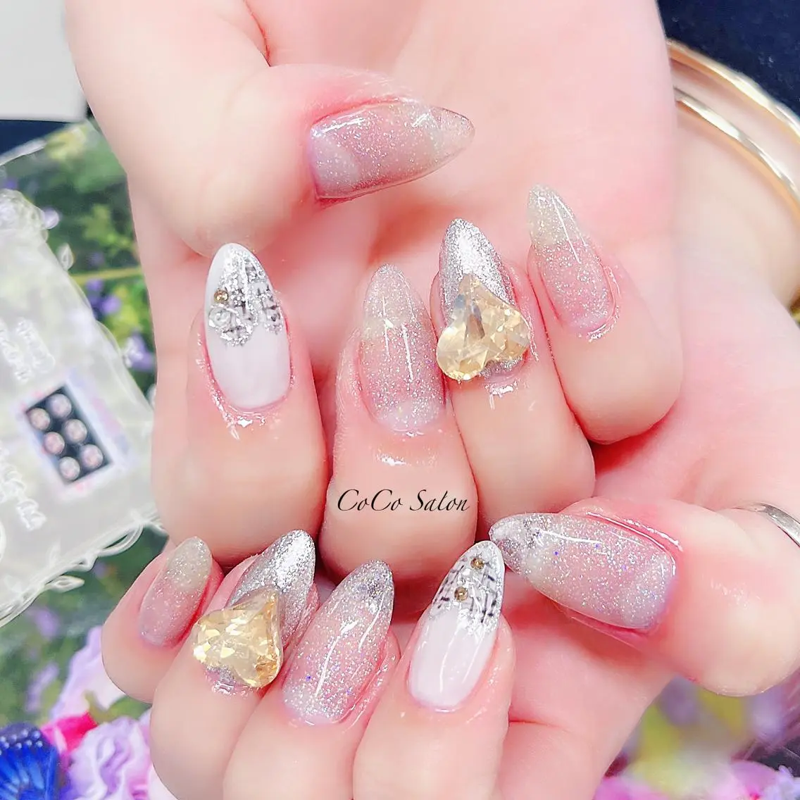 ネイル 成人式 長さ出し ジェルネイル ハート キラキラネイル CoCoSalon ネイル/まつ毛予約のネイルデザイン