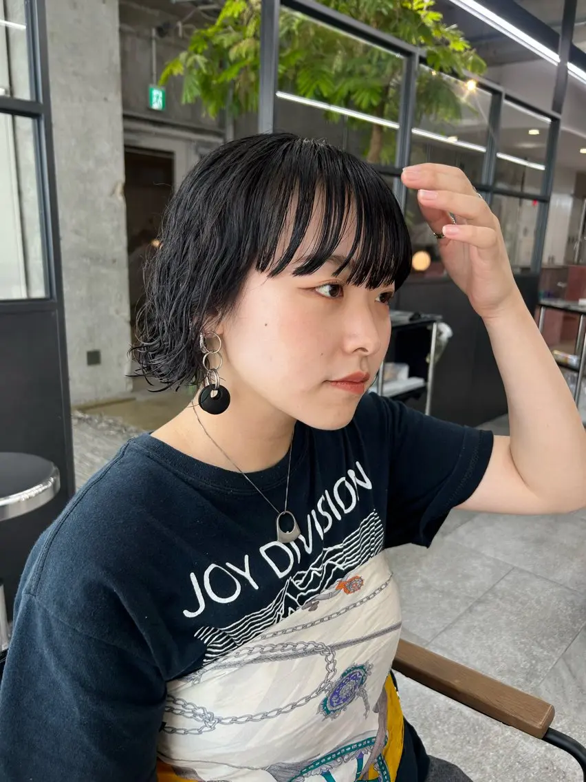 maho/垢抜け カラーパーマのヘアスタイル