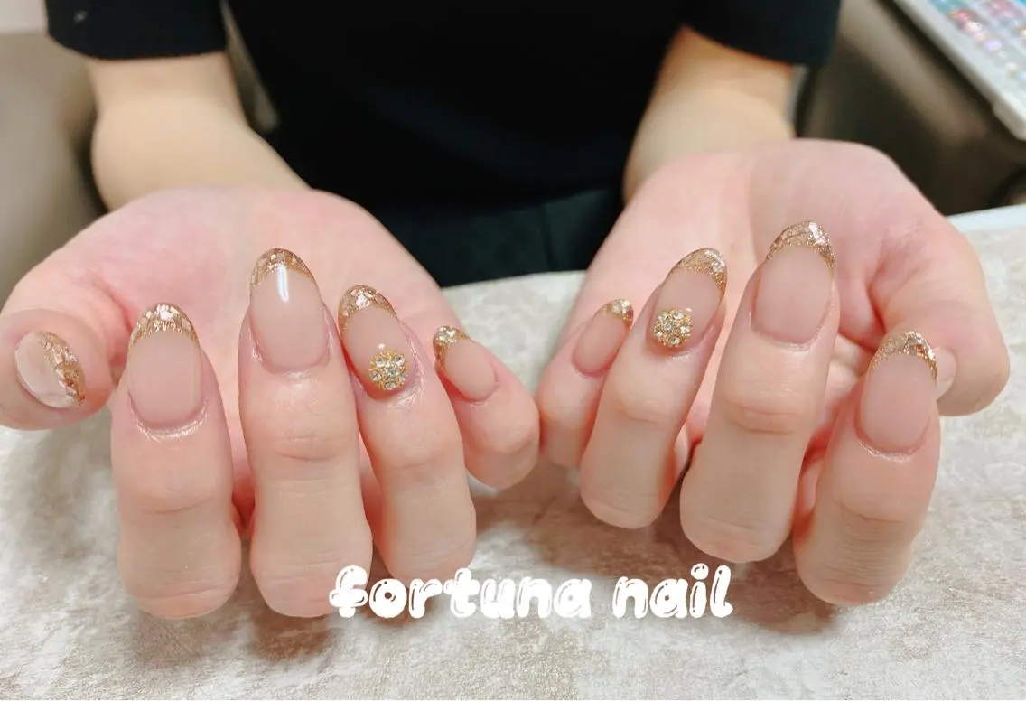 ネイル Nail •Head スパFortunaのネイルデザイン