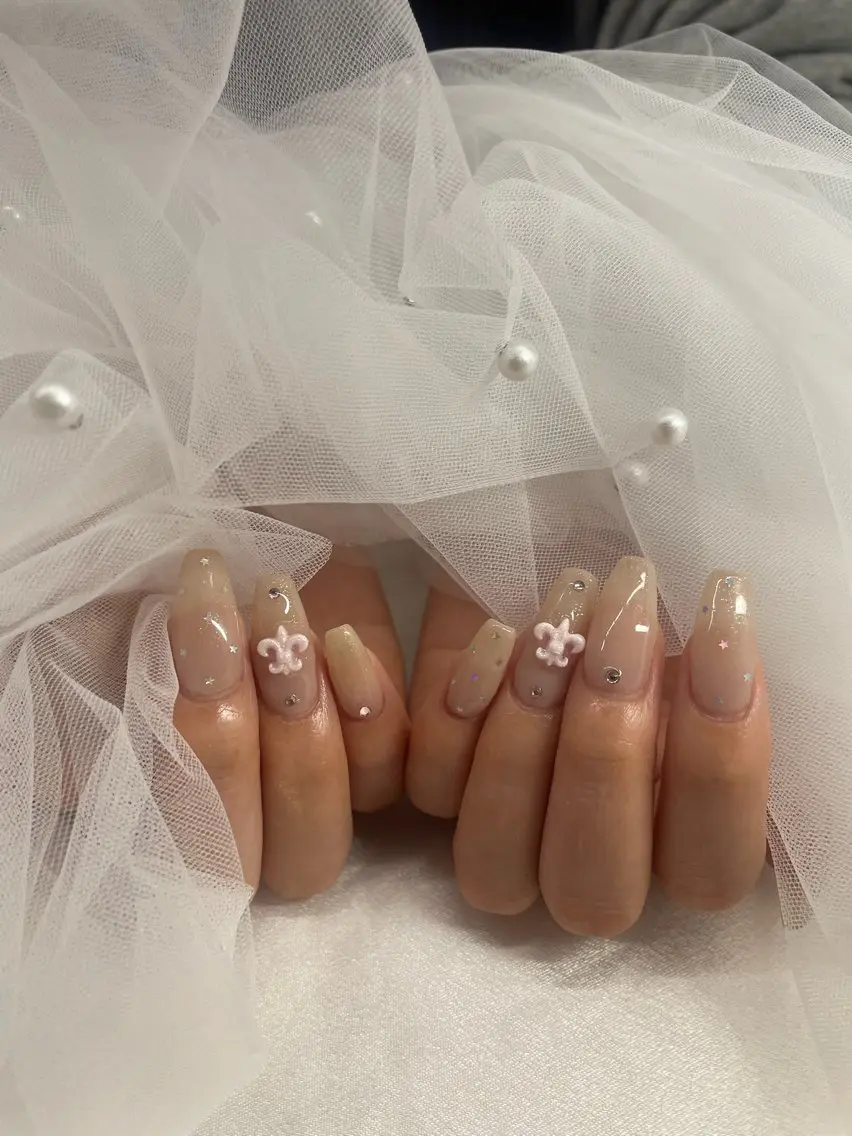 ネイル 持ち込み ハンドネイル Pawtique Yunaのネイルデザイン