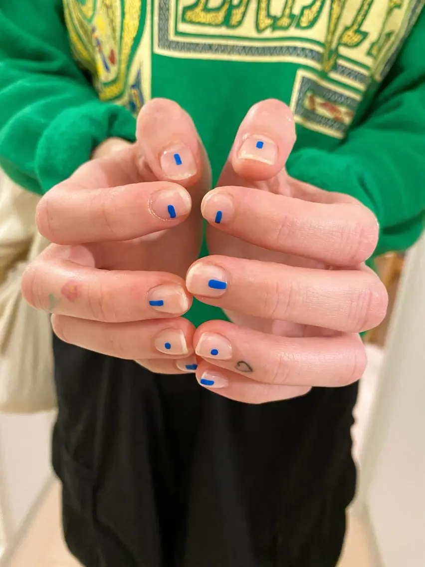 ネイル アートネイル ブルー umi nailのネイルデザイン