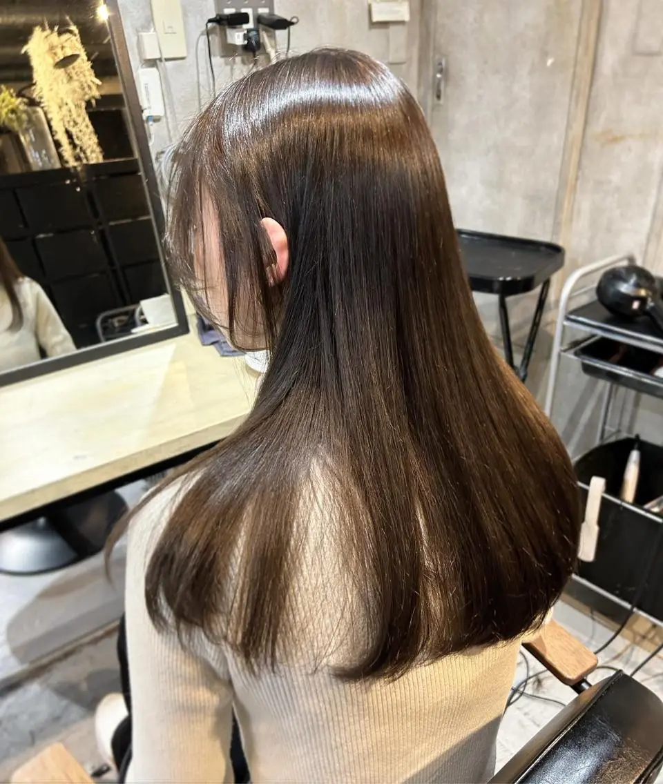 【艶髪カラー✨】ワンカラー+トリートメント+整えカットの写真