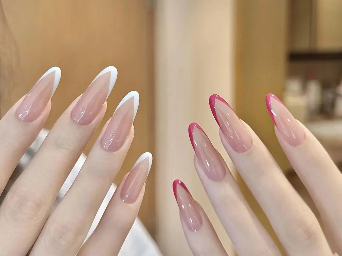 ネイル フレンチネイル ガーリー ロングネイル オフィスネイル ピンク ハンドネイル ハンドケア 🤍Nana 🤍のネイルデザイン