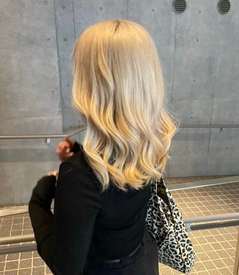 ミディアム カラー 🌈メンズパーマ🌈 メンズカットアリサのヘアスタイル