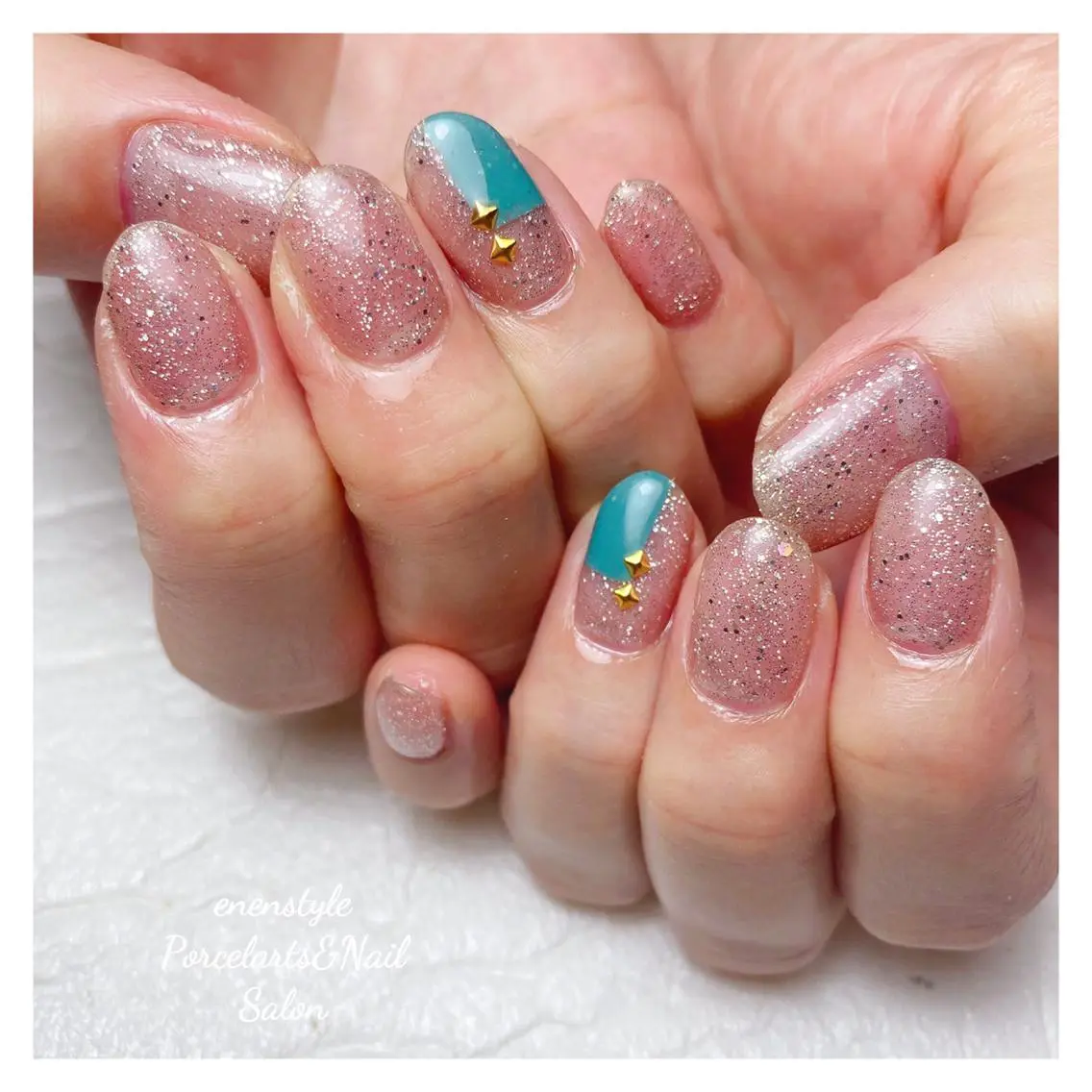 ミディアム ネイル 🐾enen style 🐾のネイルデザイン