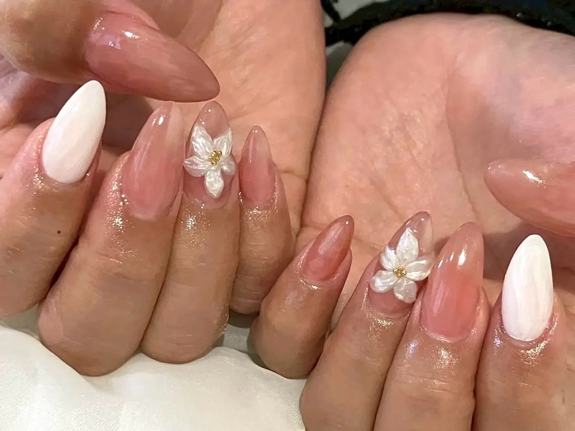 ネイル ニュアンスネイル Nail Salon Luanaのネイルデザイン