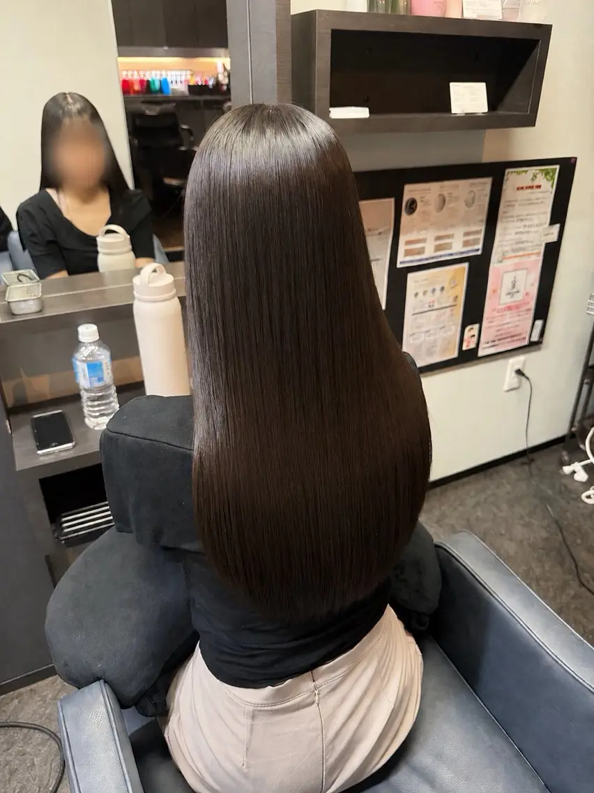 セミロング 縮毛矯正 縮毛矯正 奴賀 詩のヘアスタイル