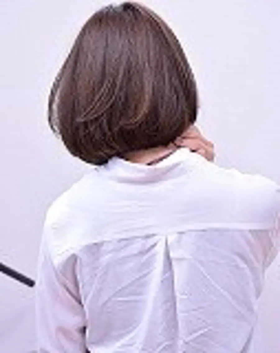 ミディアム シ マのヘアスタイル