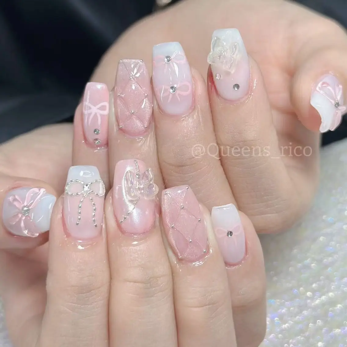 ネイル ハンドネイル Queens ひなのネイルデザイン